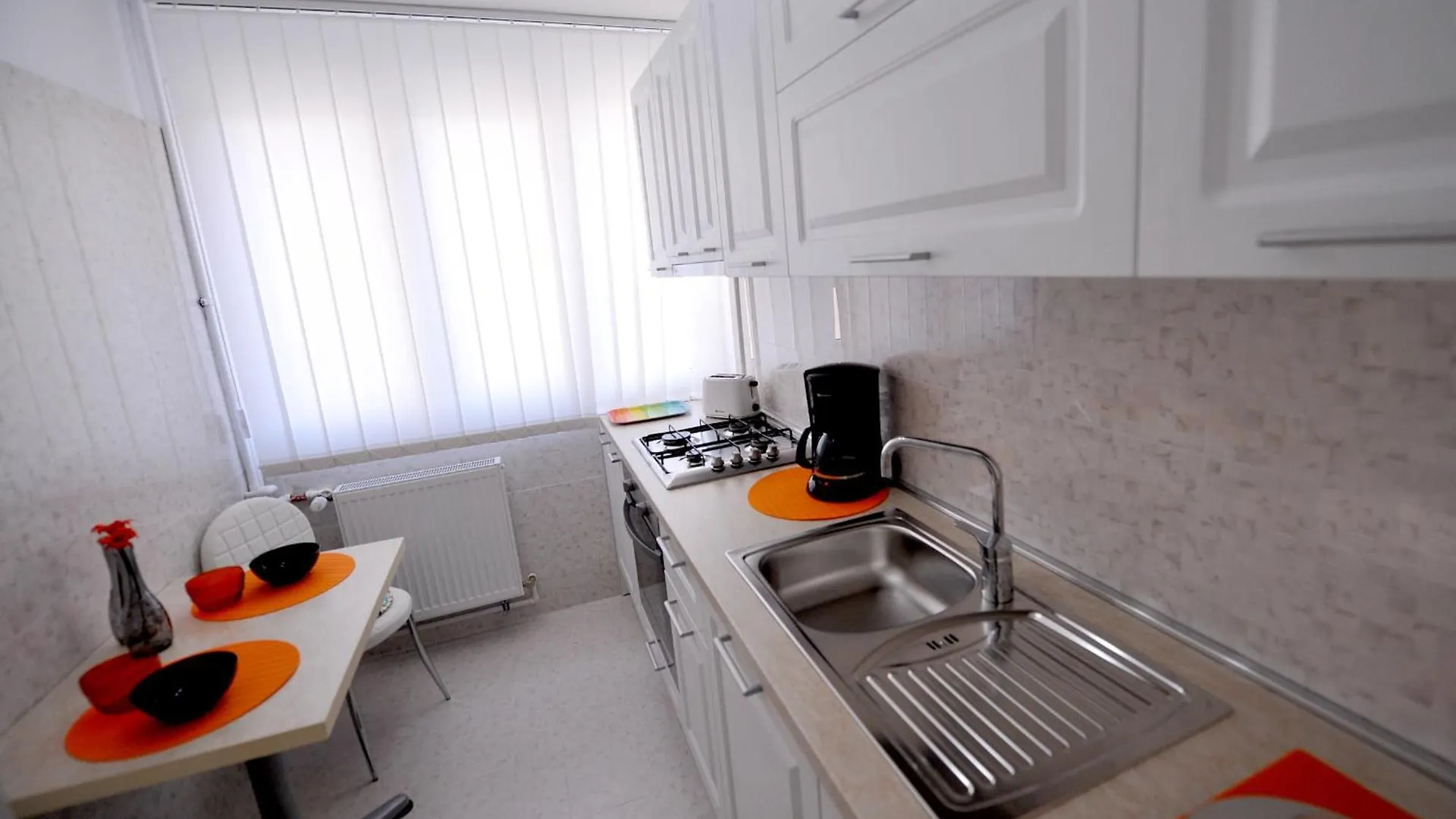 בוקרשט Rainbow Accommodations