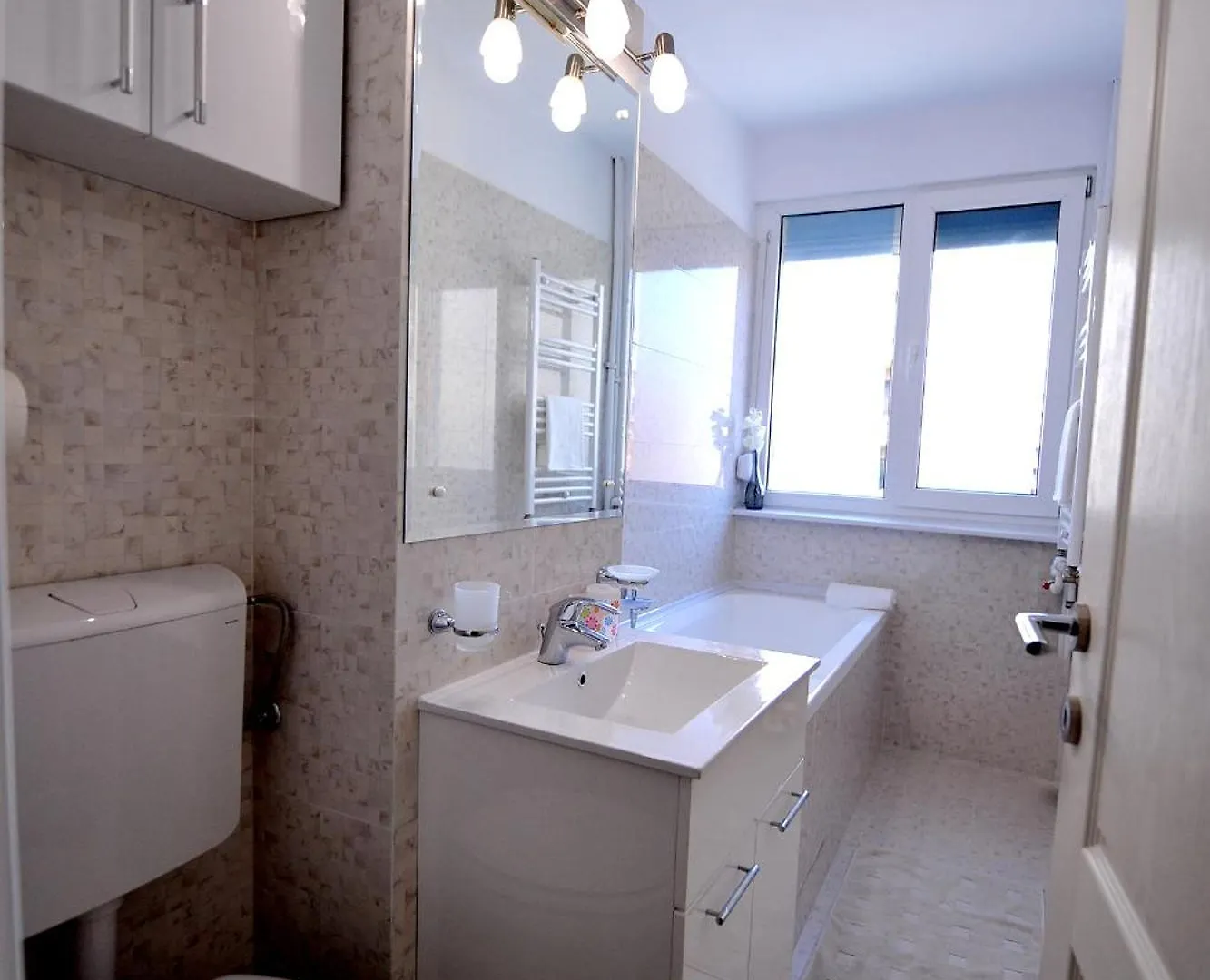 בוקרשט Rainbow Accommodations דירה