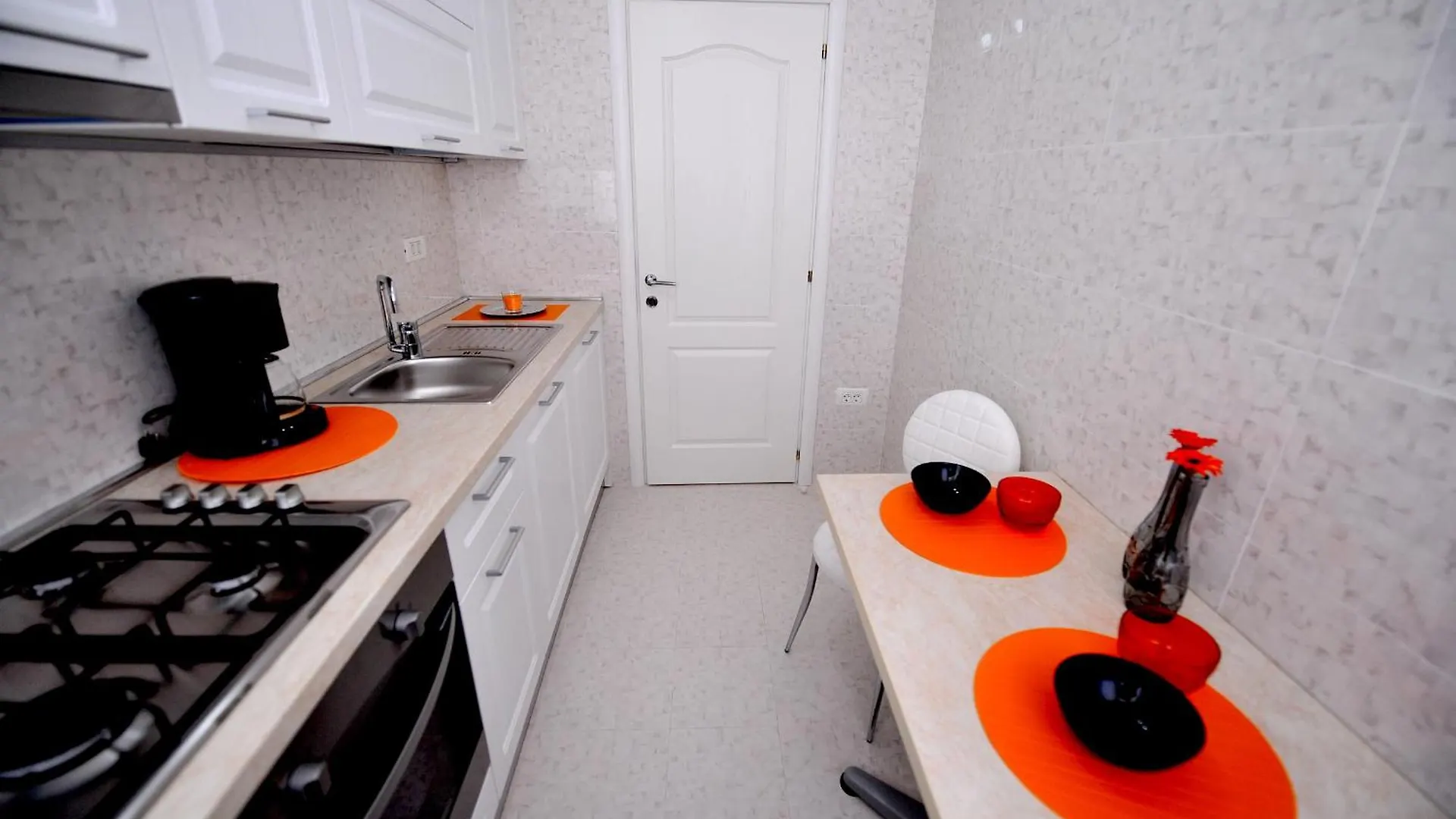 בוקרשט Rainbow Accommodations