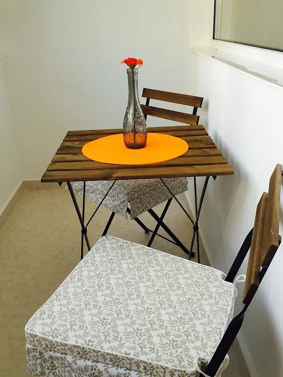 Rainbow Accommodations Bucharest Apartment